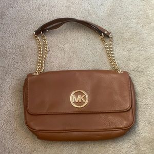 Brown Micheal Kors purse, perfect condition!